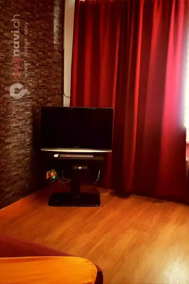 Gold Linie Atelier II Gold Linie Atelier II Luzern