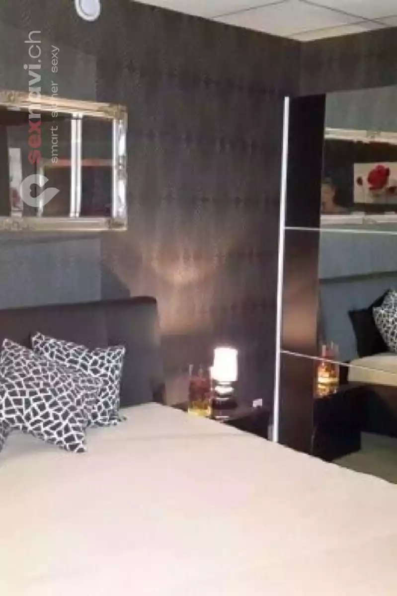 Salon Geneva Girls V Salon Geneva Girls V Genève / Genf