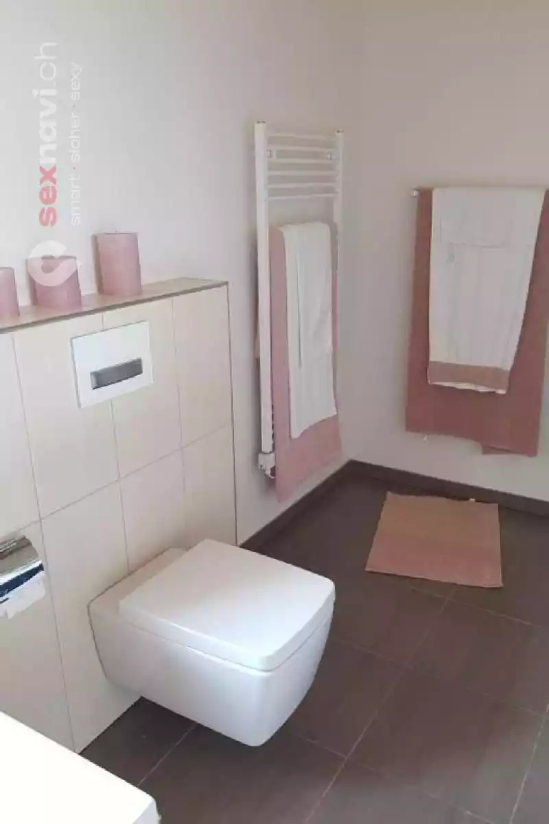 EROTIK ZIMMER BIBEREN Bern Stadt, Rizenbach, Schweiz