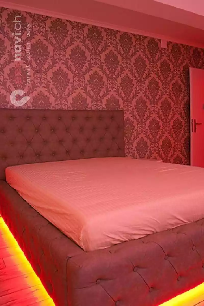 TOP LOCATION mega Zimmer Oensingen, Schweiz, Solothurn