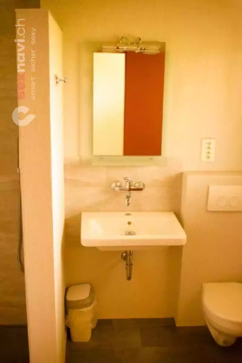 Top diskret gepflegt Holen Sie sich ein Zimmer! Bern Stadt, Schweiz, Lätti