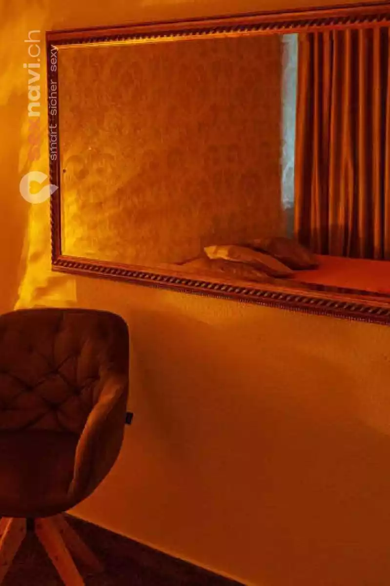 Laufhaus Zimmer 🔝 TOP Location 🔝 Oensingen, Schweiz, Solothurn