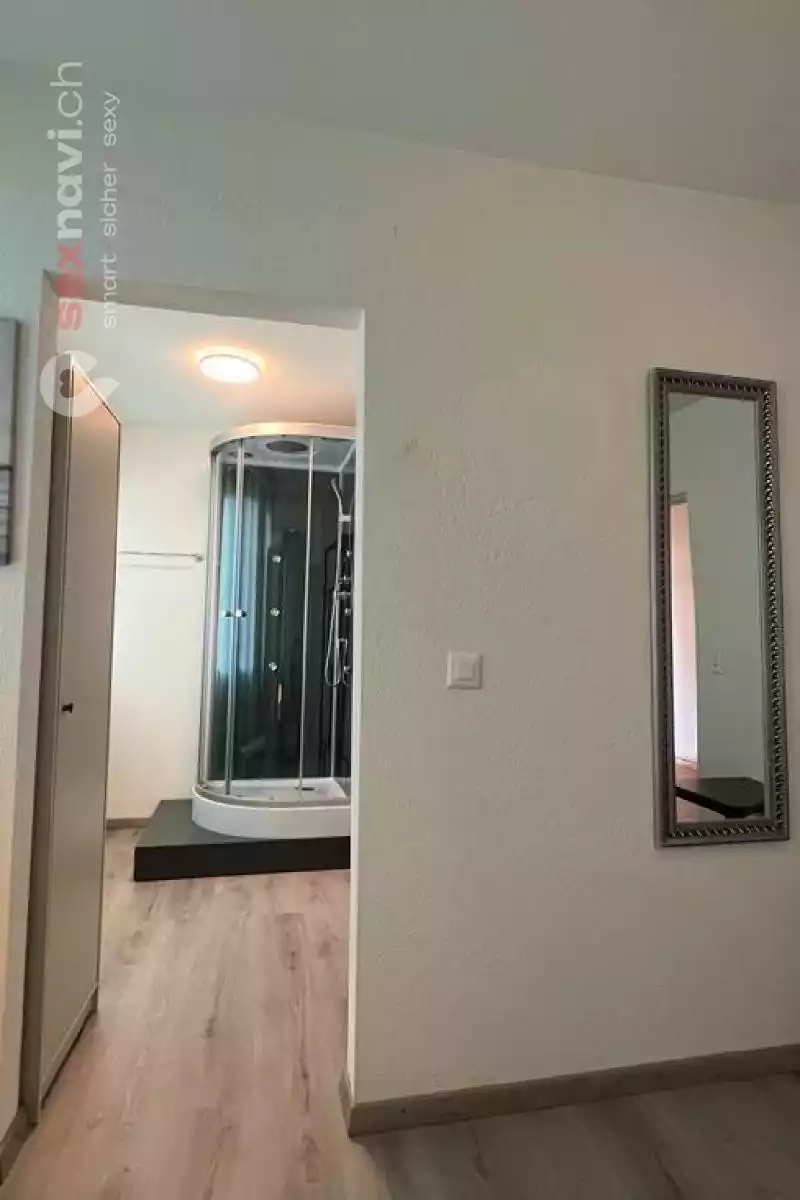 ⚡600 CHF/ Woche⚡  Schweiz, Luzern , Emmenbrücke