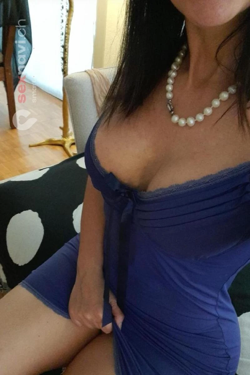 Francesca MILF Geile MILF 💗 Zug, Schweiz, Ebikon, Luzern , Schwyz