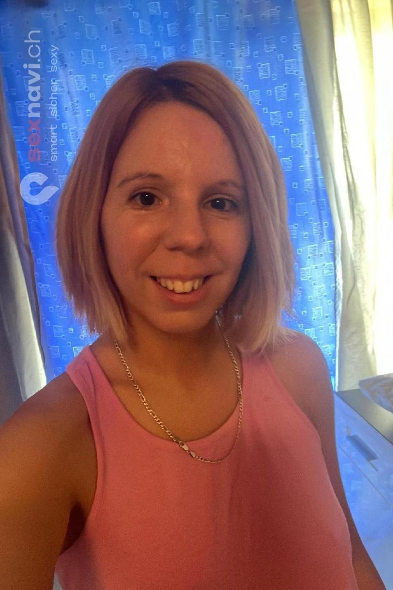 Lena Ganz neu in der Schweiz Basel, Schweiz, Allschwil