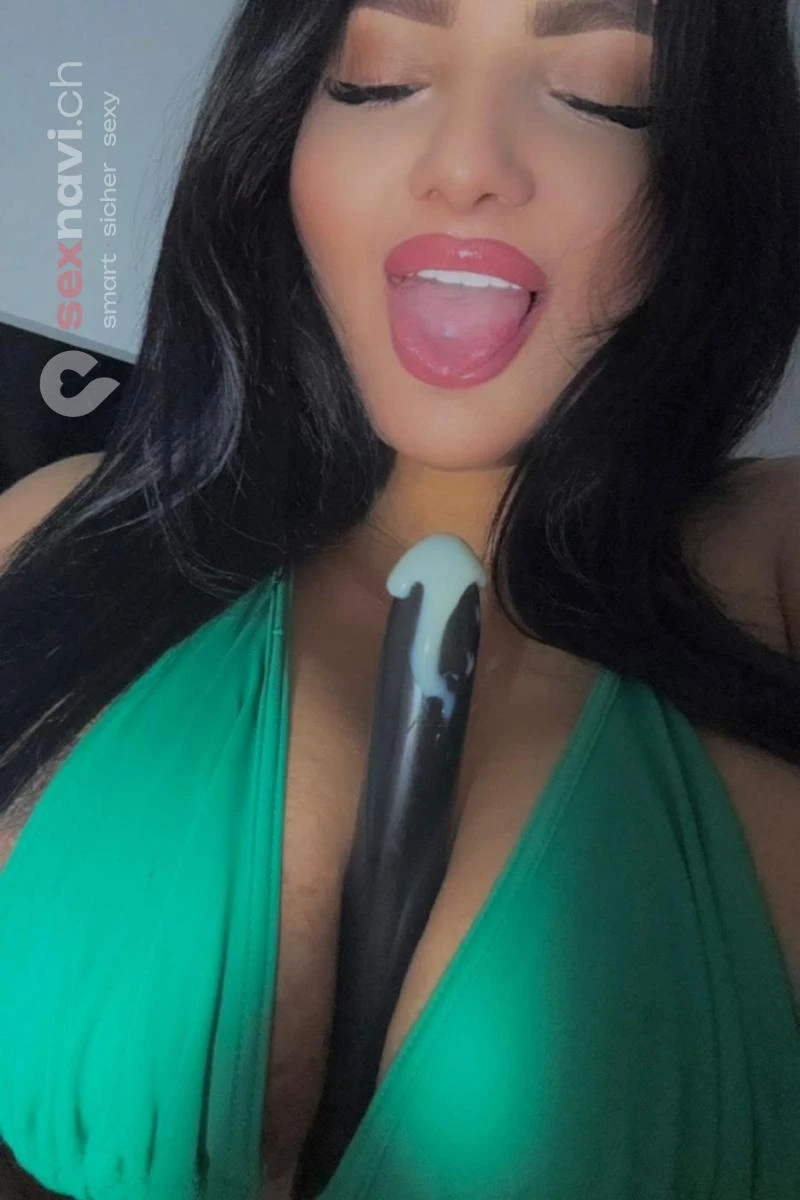 Channel CHUBBY TEEN CHUBBY ANAL SEX Waadt, Schweiz, Neuchatel / Neuenburg, Yverdon-les-Bains, Fribourg / Freiburg