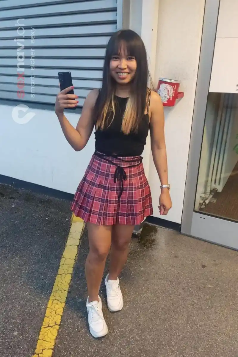 NAM 💜 Junge Thai Masseurin 💜 Luzern, Aargau, Schweiz, Luzern , Schwyz