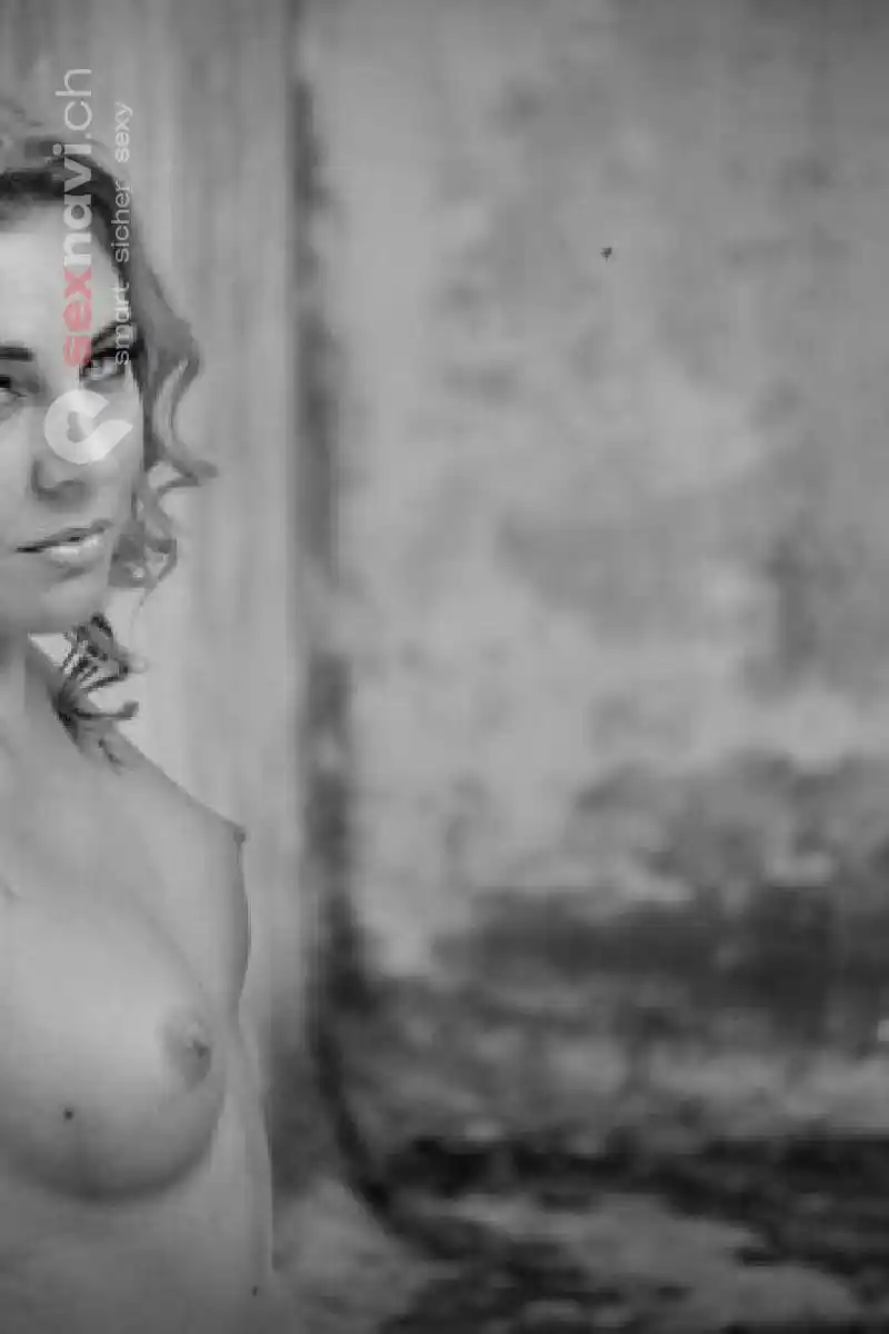 MIRKA  -PORNOSTAR- Naturgeiles Teufelsweib... Basel, Basel, Schweiz