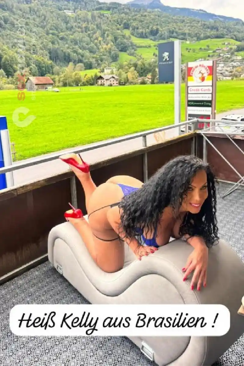 Kelly Zum 1X in Niederbipp Bern Umgebung, Bern Stadt, Niederbipp, Schweiz, Solothurn