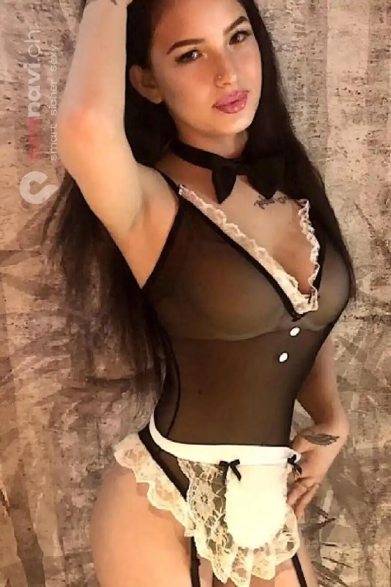 NILA Jung, scharf und verfickt... Basel, Basel, Schweiz