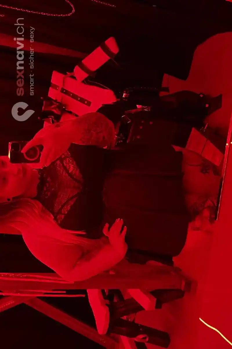 Lady Alexandra Schweizer Fetisch Lady Glarus, Liechtenstein, Graubünden, Schweiz, Emmenbrücke