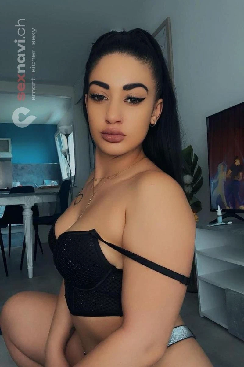 Giulia TEEN TEEN COME IN FACE Jura, Biel/Bienne, Schweiz, Biel/Bienne - Grenchen, Solothurn