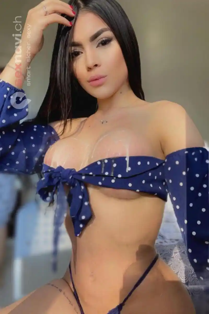 Melanie TEEN LATINA TEEN GFE CIF 69 FK Waadt, Schweiz, Neuchatel / Neuenburg, Fribourg / Freiburg