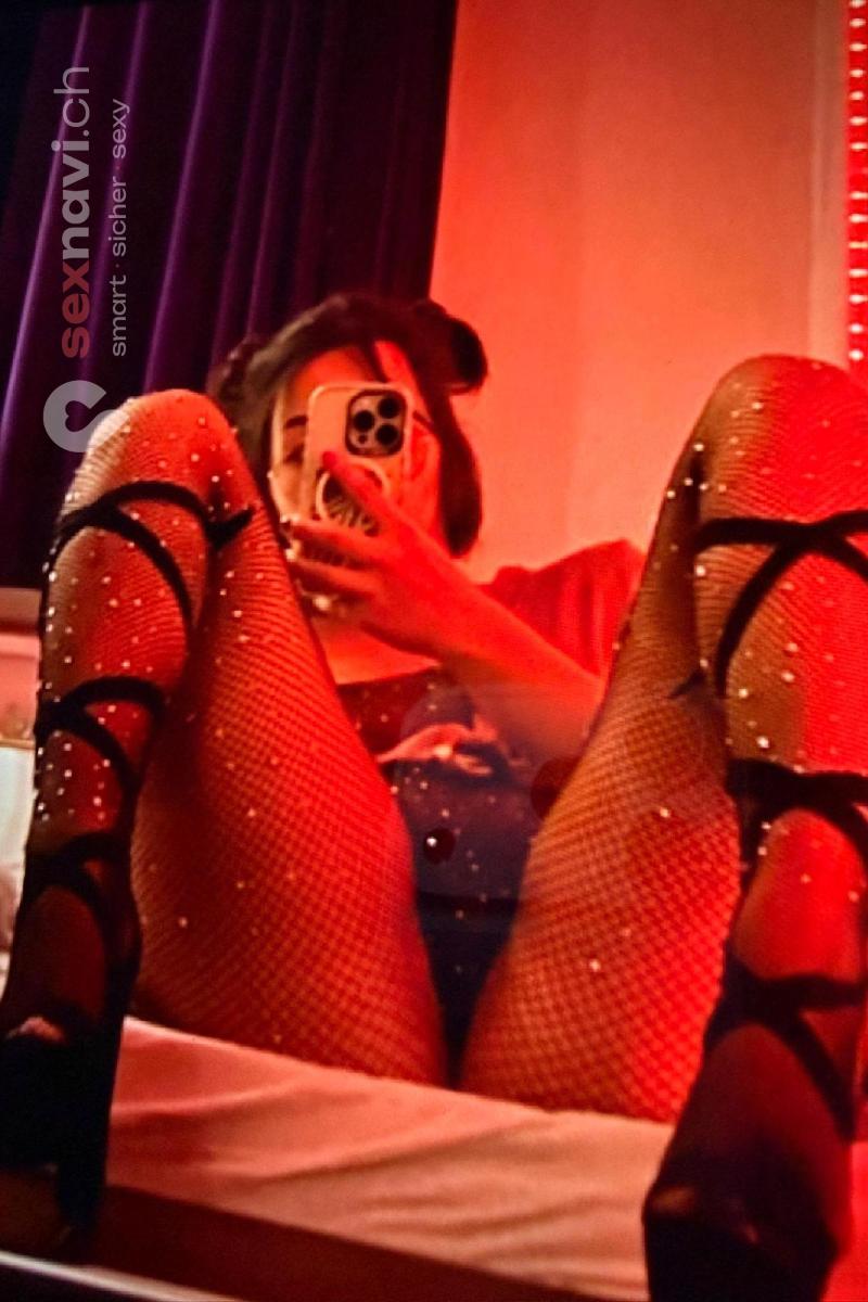 LOLA ANAL-Sekret&auml;rin.. Z&uuml;rich Umgebung, Schaffhausen, Z&uuml;rich Stadt, Schweiz, Thayngen