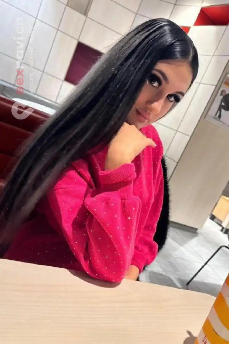 Kaira Total versaut 😜 St.Gallen, Thurgau, Schweiz, Brunnen, Schwyz