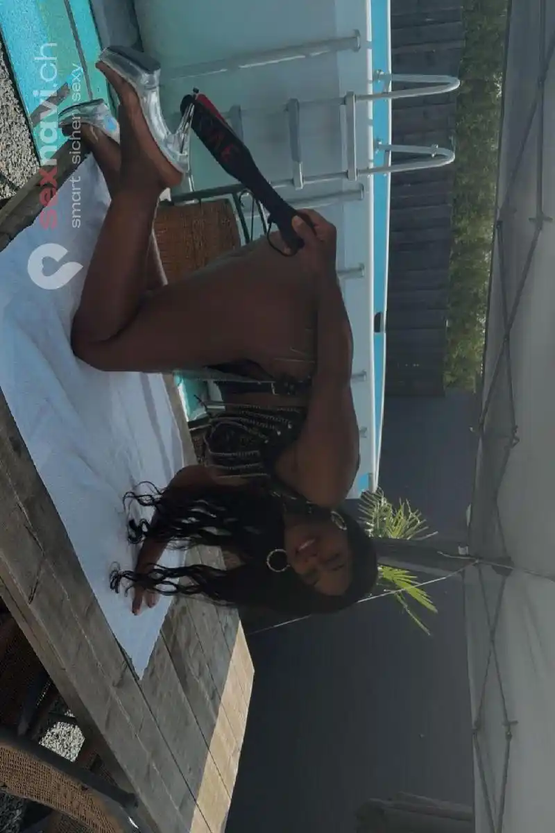 Leticia MILF mit enge Muschi❌A-Z Emmen, Deutschland, Schweiz, Luzern