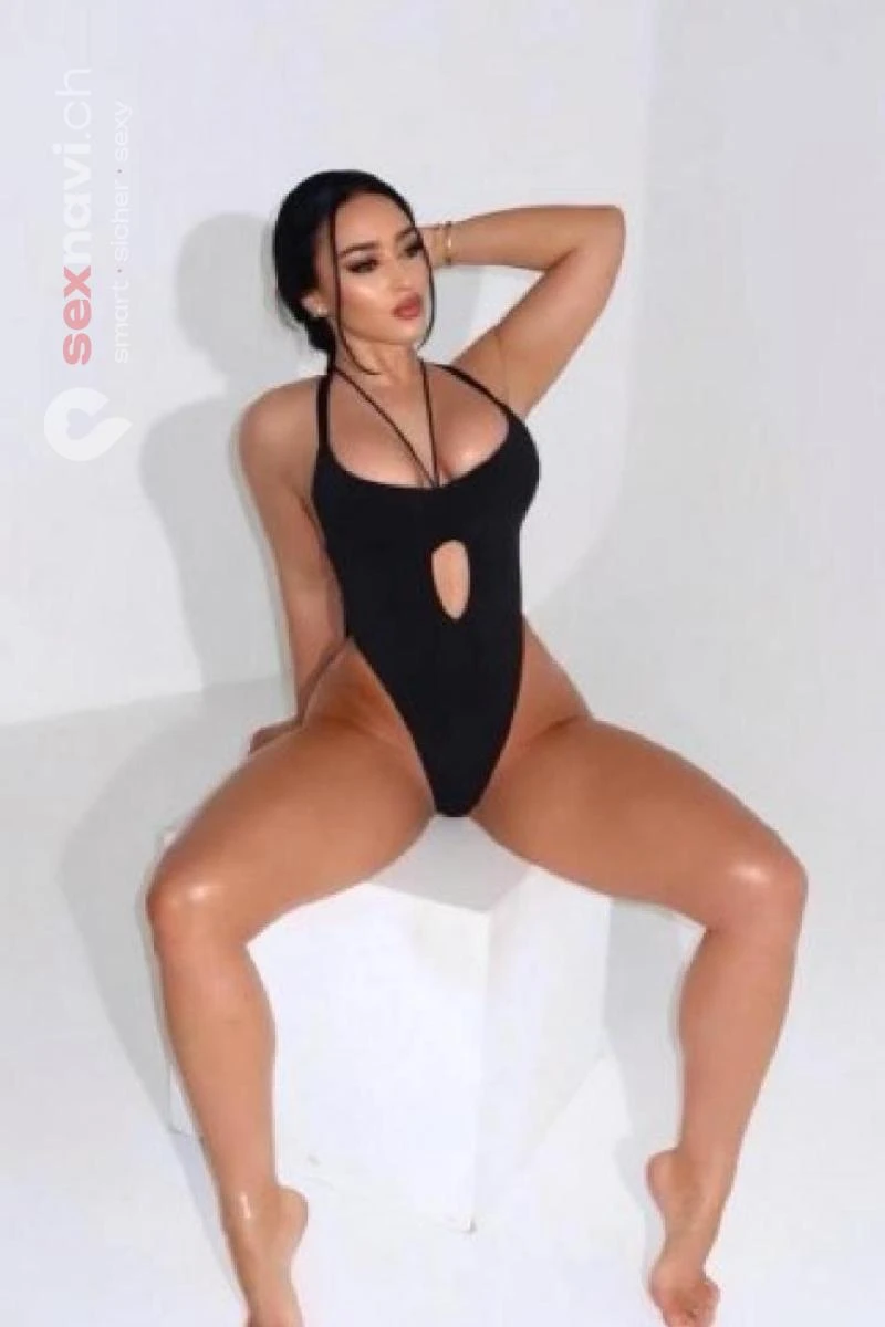 Naomi Devot Basel, Basel, Deutschland, Schweiz