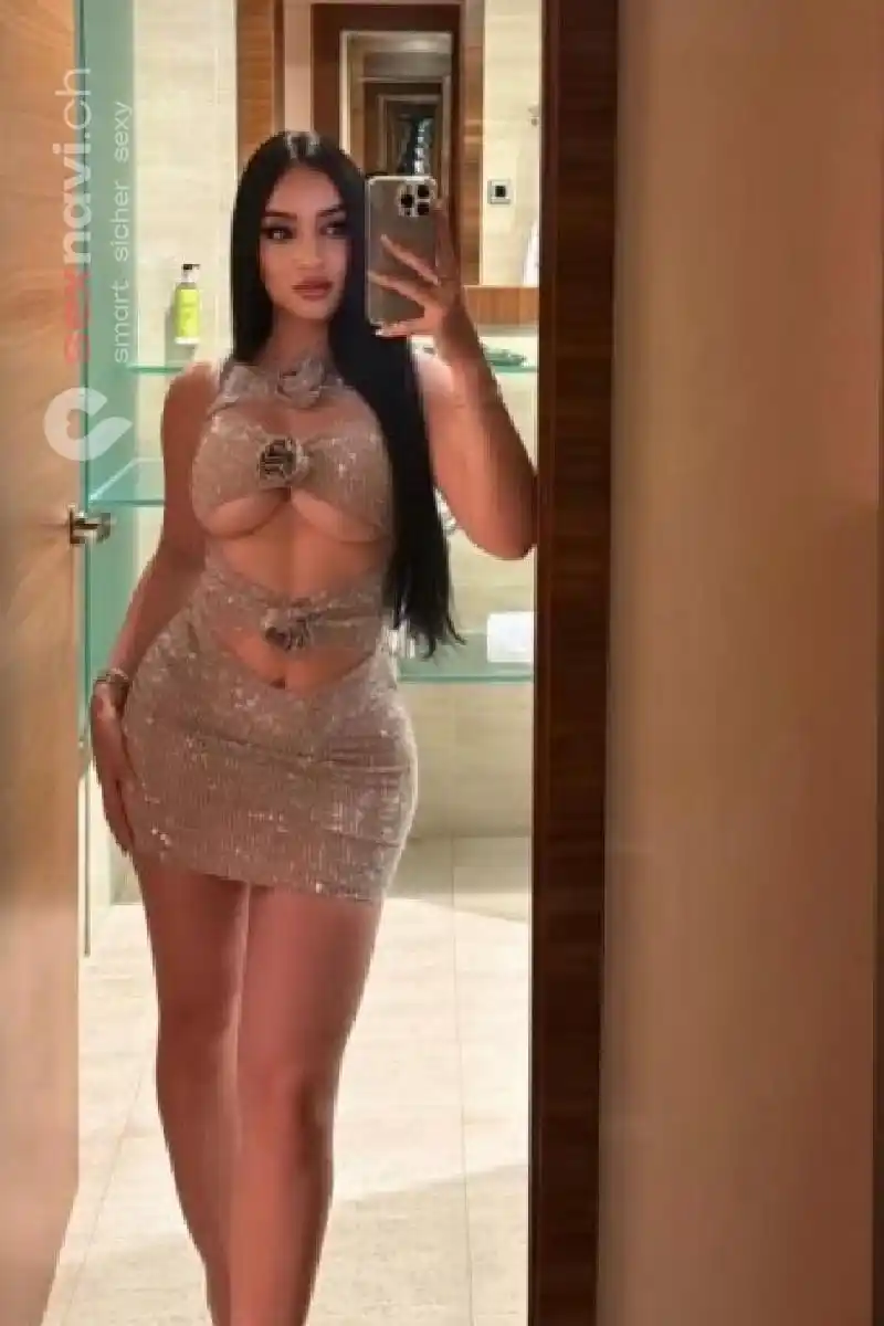 Naomi Devot Basel, Basel, Deutschland, Schweiz