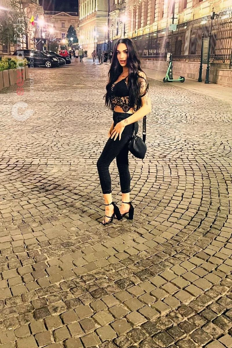 Romina TS luxus TS Party escort Basel, Schweiz