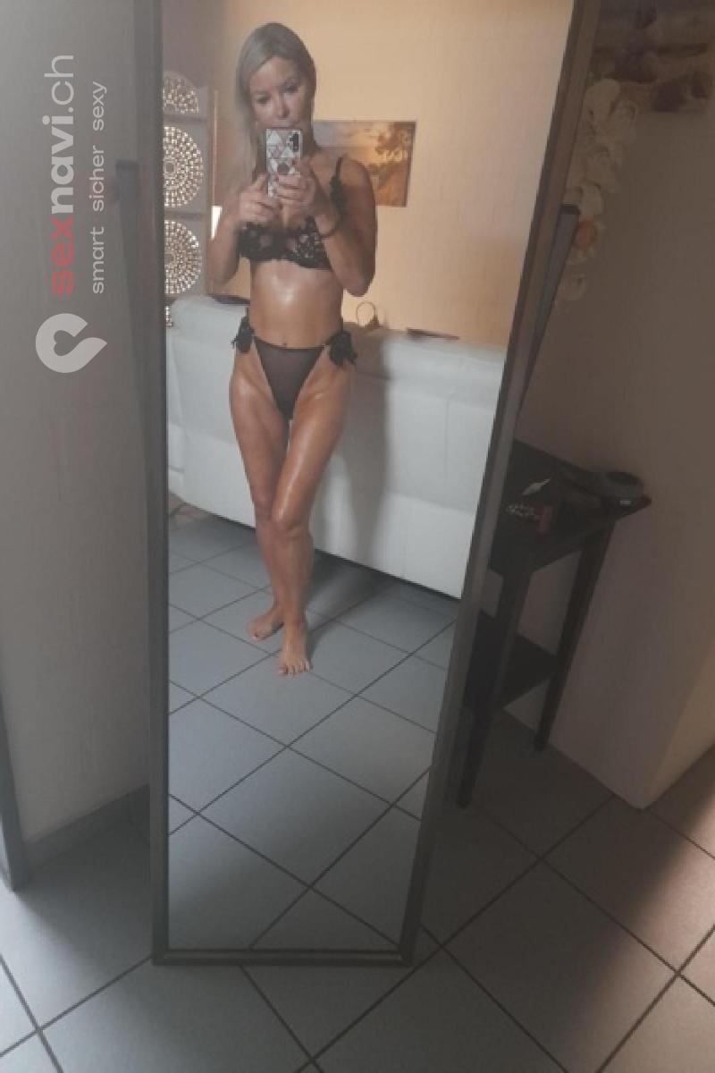 Femme fatale! Miri Leidenschaft gro&szlig; Geschriebe Schweiz, Schwyz