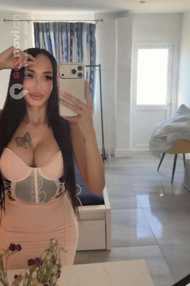 Sharon bis 21.7 Neue top Modell St.Gallen, &Ouml;sterreich, Thurgau, Schweiz, M&uuml;llheim Dorf