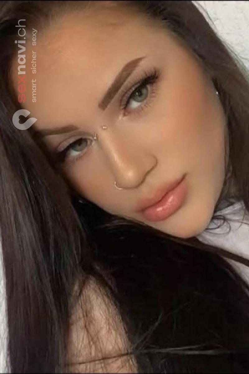 Lina Geiles Modell Frau St.Gallen, &Ouml;sterreich, Thurgau, Schweiz, M&uuml;llheim Dorf