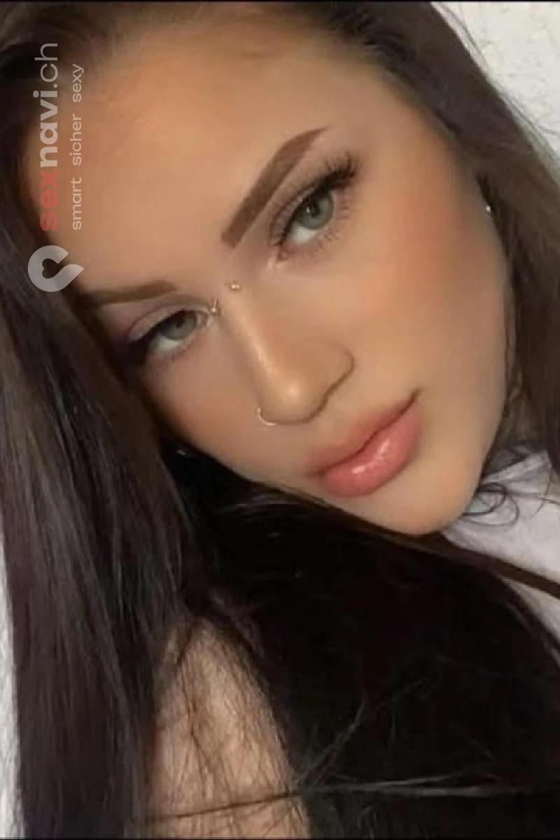 Lina Geiles Modell Frau St.Gallen, &Ouml;sterreich, Thurgau, Schweiz, M&uuml;llheim Dorf
