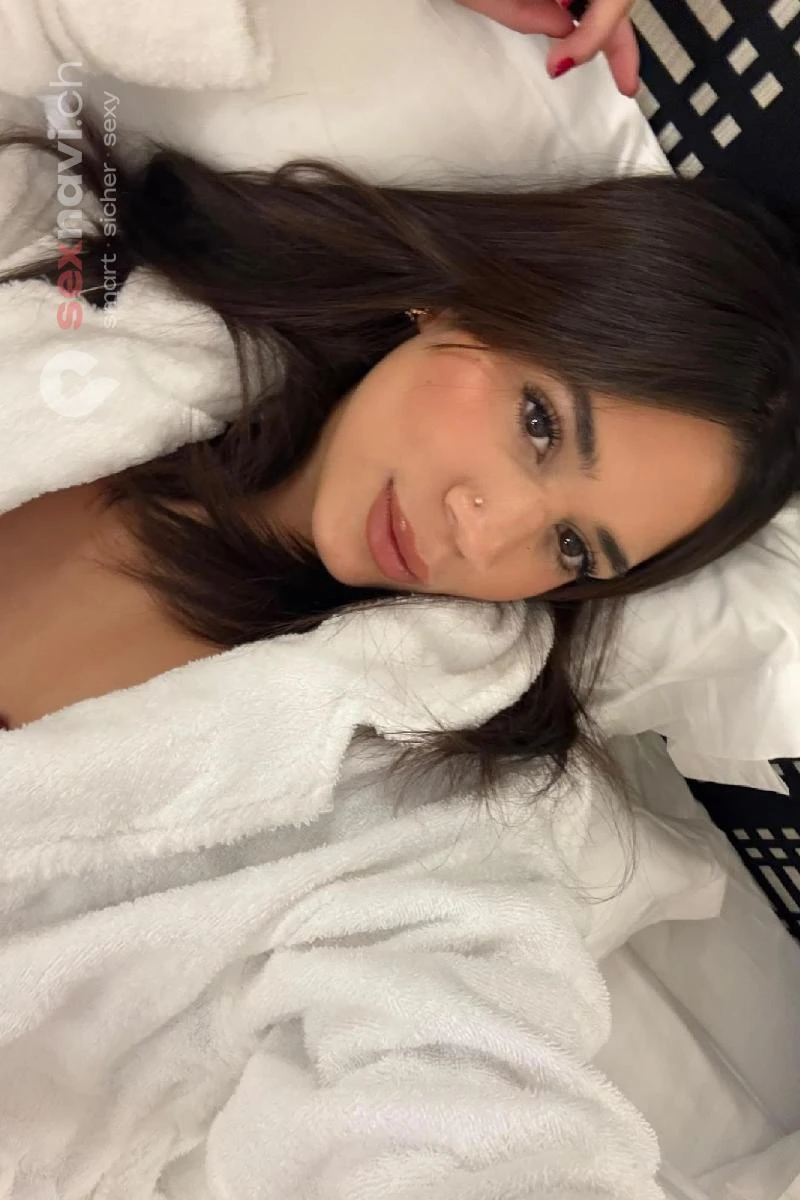 Nataly TEEN LATINA SKINNY TEEN CIM CIF Bern Stadt, Schweiz, Biel/Bienne - Grenchen, Solothurn