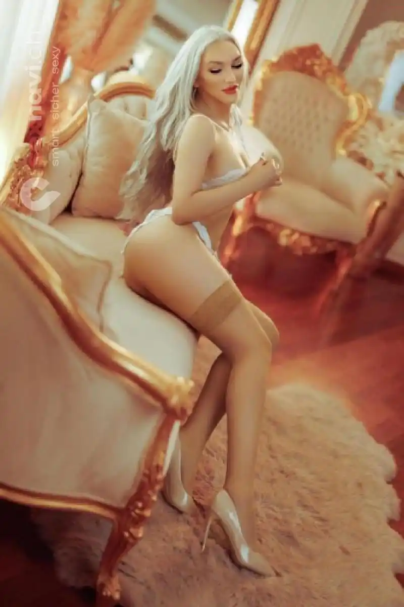 TS Sonja TS zum 1X in Niederbipp Bern Umgebung, Bern Stadt, Niederbipp, Schweiz, Solothurn