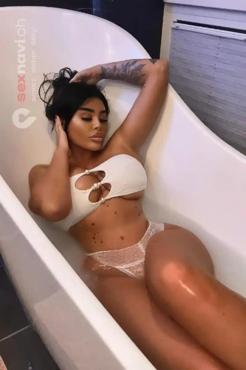 ANTONIA 17:00 Z&uuml;rich Umgebung, Z&uuml;rich, Z&uuml;rich Stadt, Aargau, Schweiz