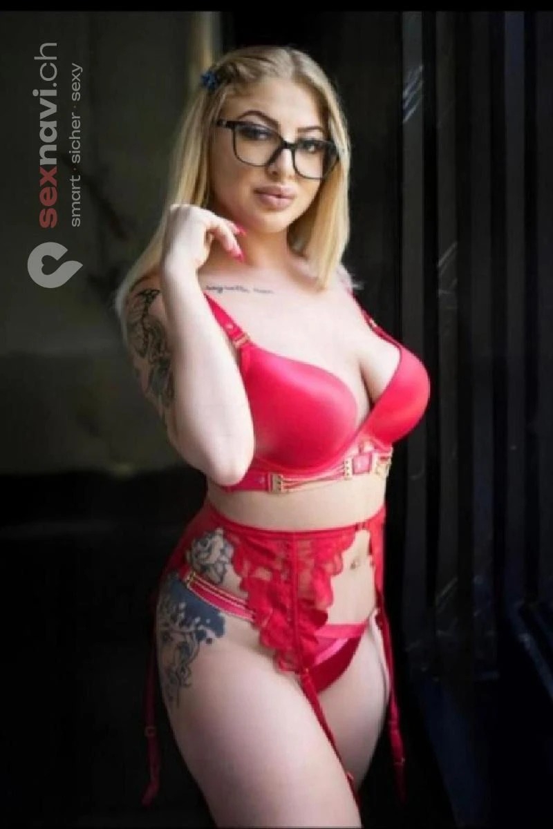 Luyza 100% versaut Basel, Basel, Deutschland, Schweiz