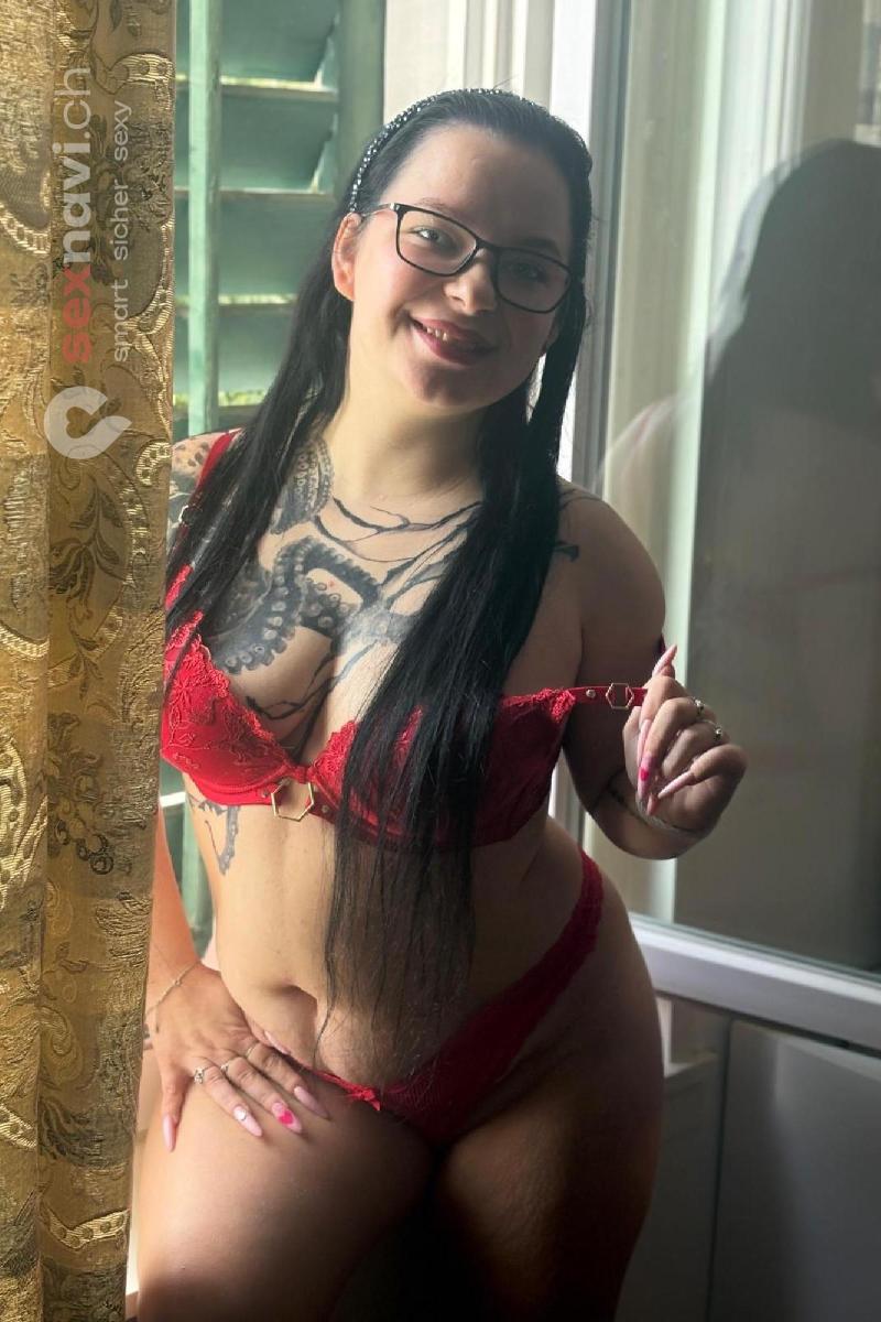 HOLLY Heisse TEENIE-Spalte... Zürich Umgebung, Schaffhausen, Zürich Stadt, Schweiz, Thayngen