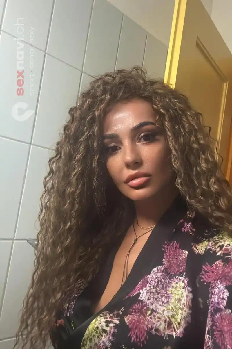 Monica Hello! My name is Monica Bern Stadt, Schweiz