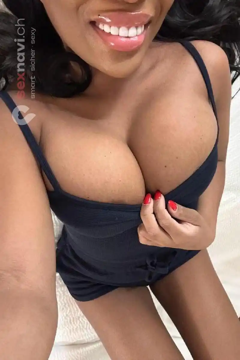 Martina sexy Latina Nidwalden, Hergiswil NW, Schweiz, Luzern , Schwyz