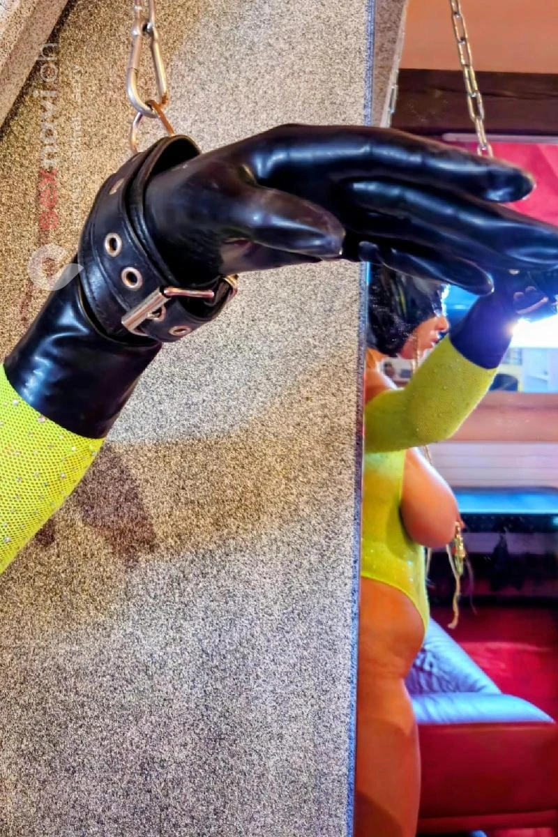 Sklavin Melissa 🔥 devote Spermaspielerin 🔥 Z&uuml;rich Umgebung, Z&uuml;rich Stadt, Schweiz, Adliswil, Schwyz