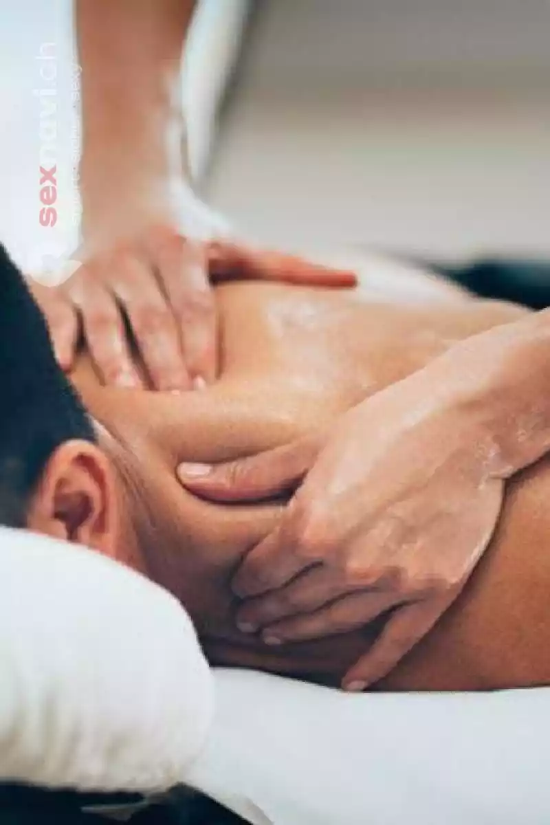 SOPHIA Massagen mit Sexy Thai Girl Bern Stadt, Schweiz, Biel/Bienne - Grenchen, Solothurn, Lengnau BE