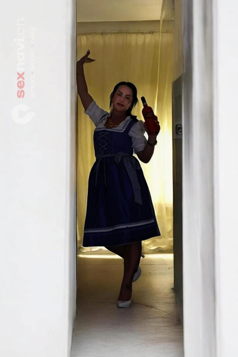 Sara Nymphomanische Schweizerin Bern Umgebung, Bern Stadt, Niederbipp, Schweiz, Solothurn
