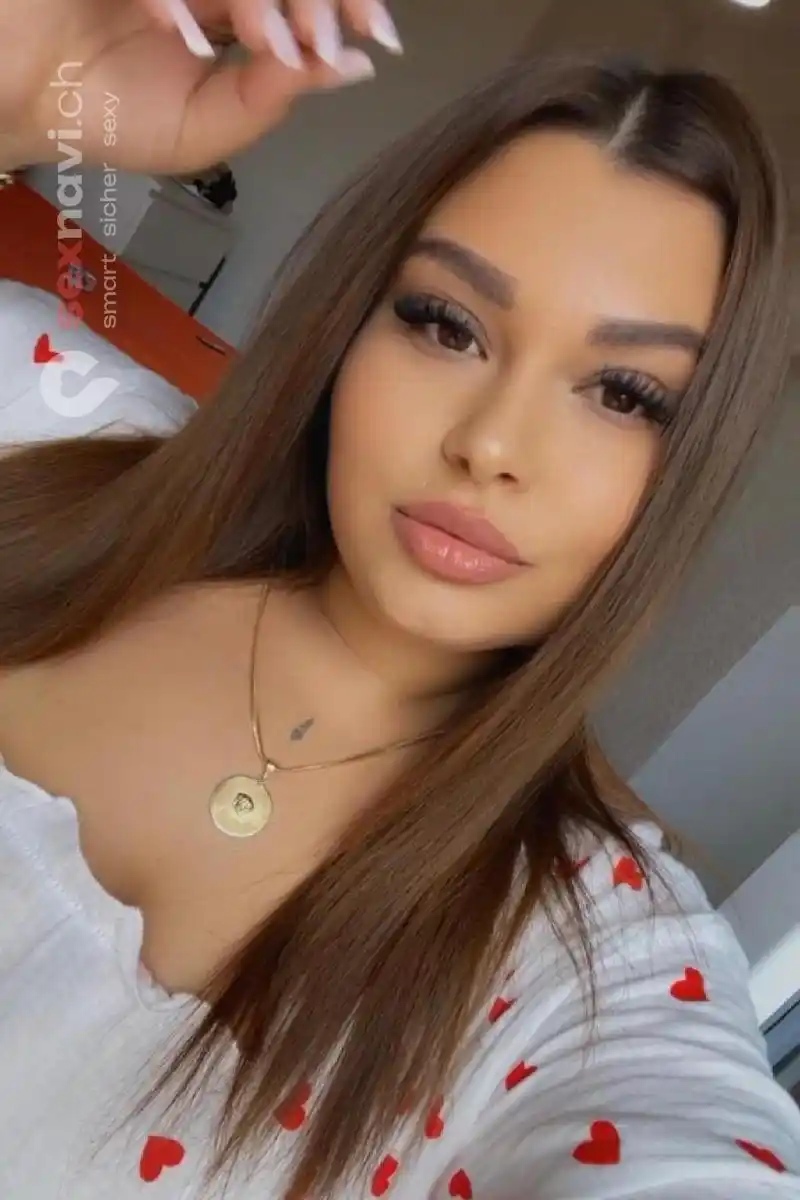 Sarah BBW BBW ANAL SEX COME IN MOUTH Waadt, Schweiz, Neuchatel / Neuenburg, Yverdon-les-Bains, Fribourg / Freiburg