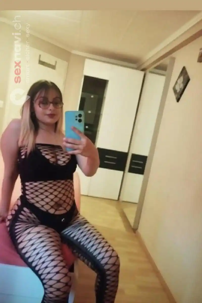 Melody+MUTTERMILCH xxx GIRL VIEL MUTTERMIL St.Gallen, Österreich, Thurgau, Schweiz, Müllheim Dorf