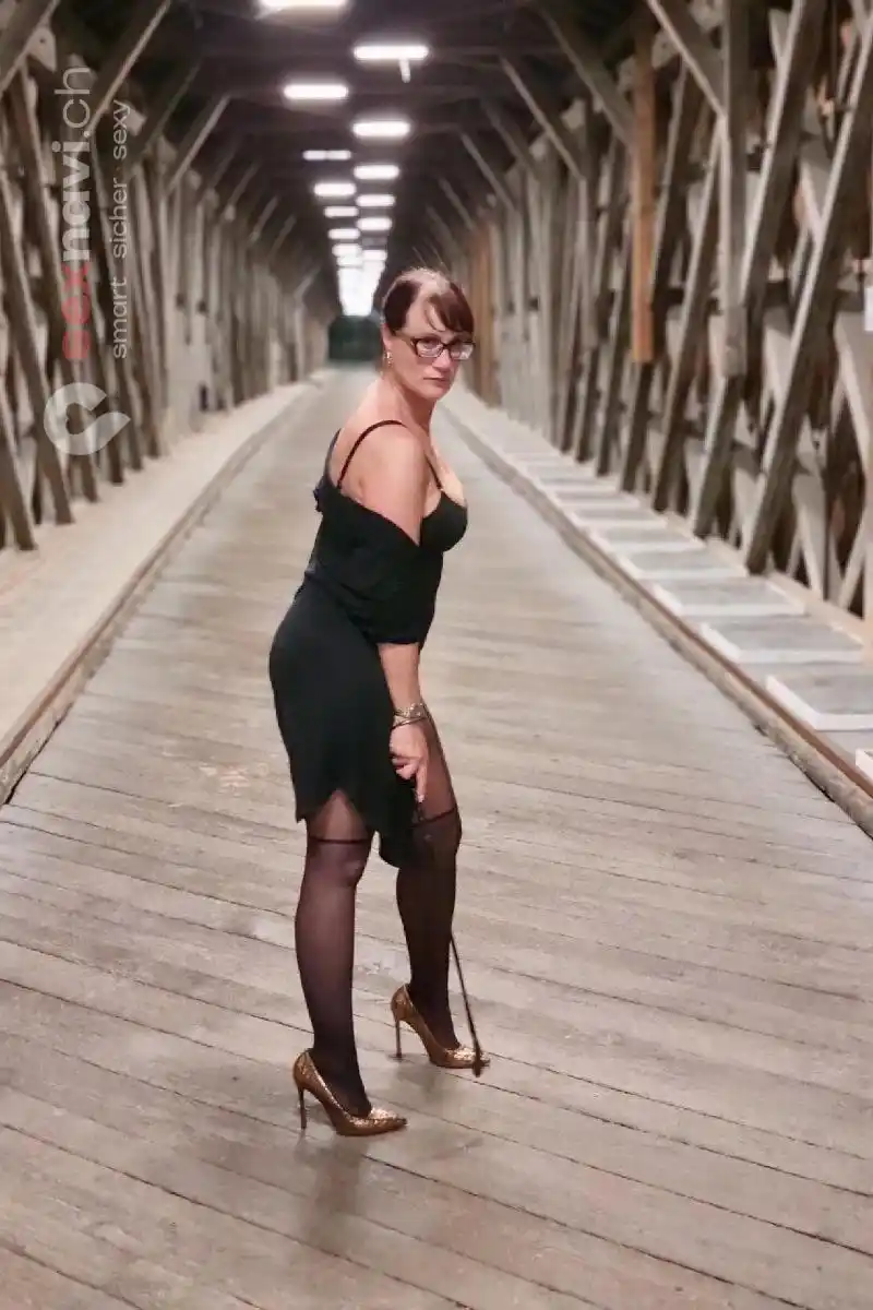 Med. Mistress Anna Ber&uuml;hrbar und sinnlich St.Gallen, Sevelen, Basel, Aargau, Schweiz