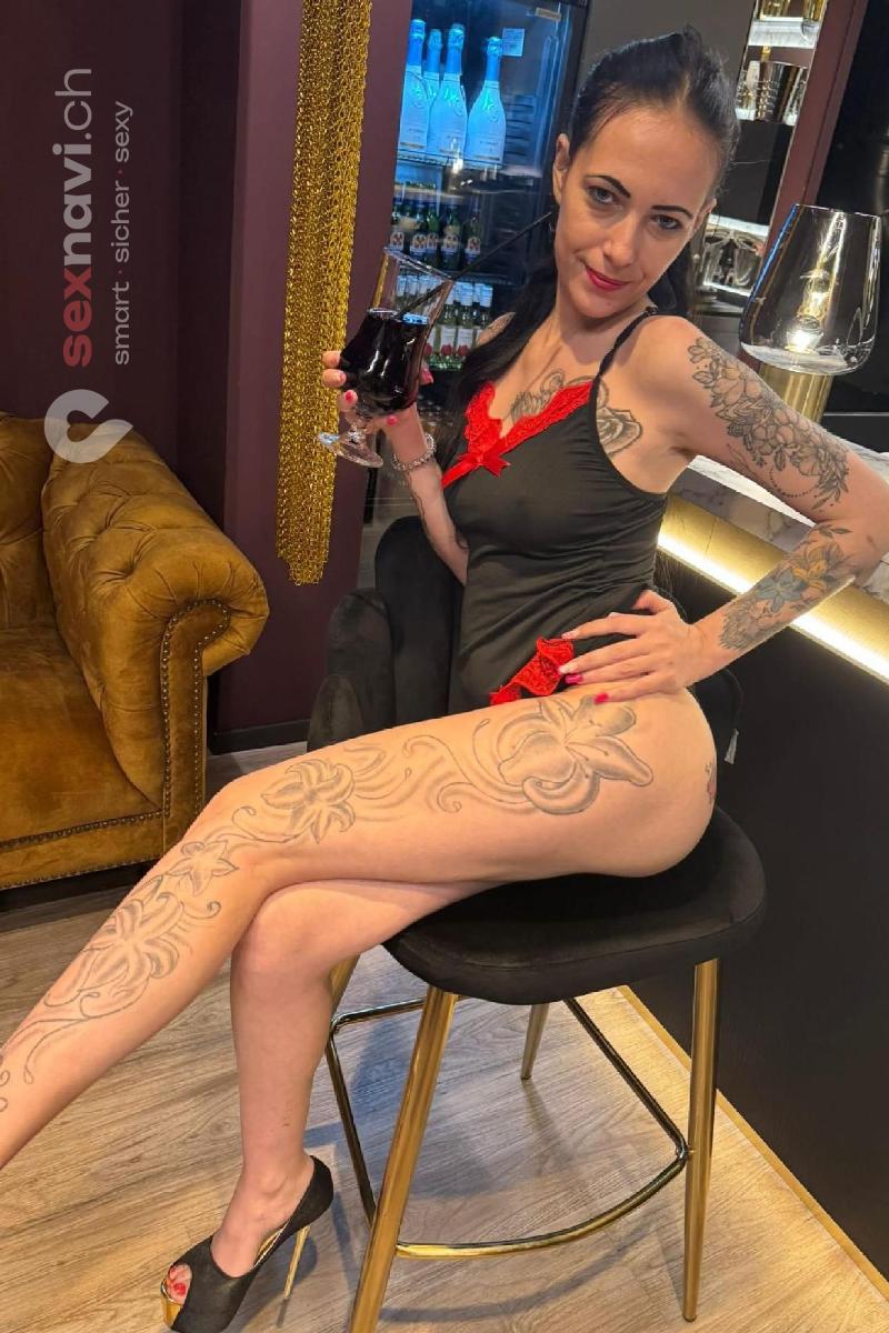 DENISZA Feuchte Sperma-HEXE... Basel, Basel, Schweiz