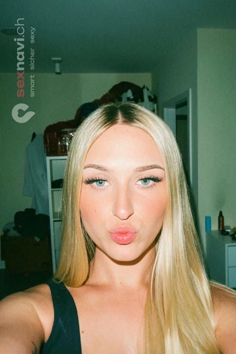 Nina 💗 Versaute Deutsche Basel, Basel, Schweiz, Solothurn