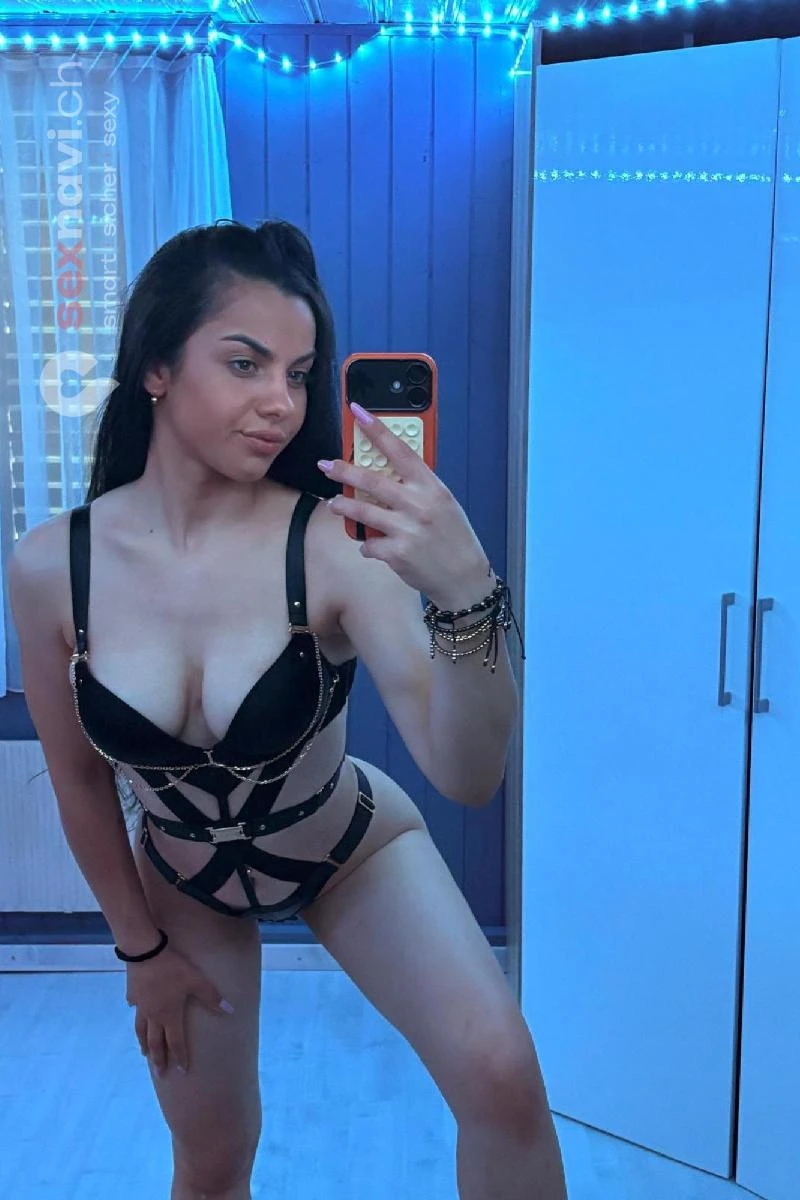 Iris 😈 Neues Sexbaby😍 Z&uuml;rich Umgebung, St.Gallen, Volketswil, Thurgau, Schweiz