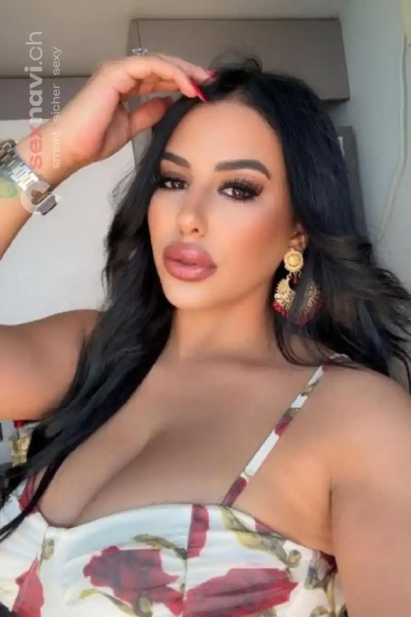 Dina Natur Brust Basel, Basel, Deutschland, Schweiz