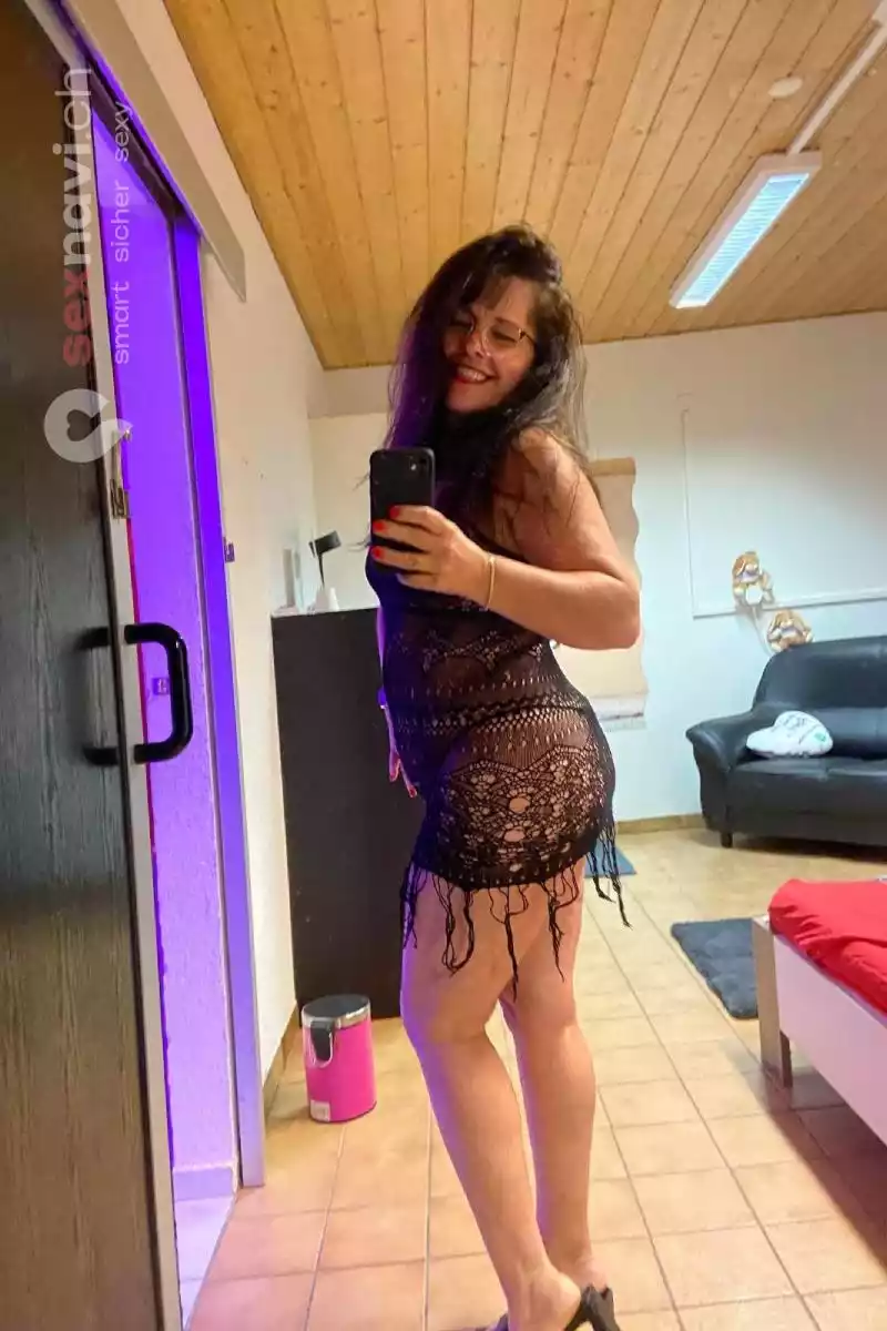 Rosi COUGAR COUGAR NYMHO Waadt, Schweiz, Neuchatel / Neuenburg, Yverdon-les-Bains, Fribourg / Freiburg