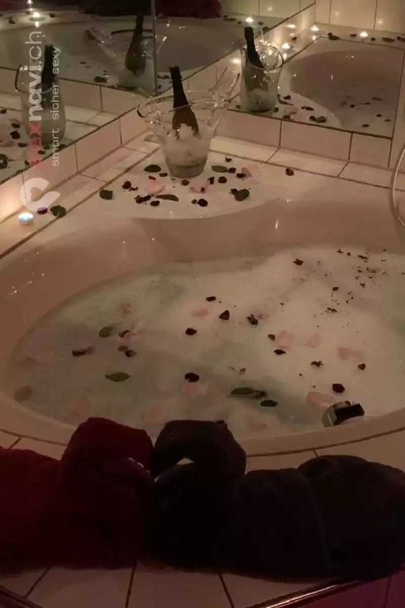 !!! Viel Geld !!!! Exklusiver Club – viel Geld Zürich Umgebung, Zug, Zürich Stadt, Schweiz, Adliswil