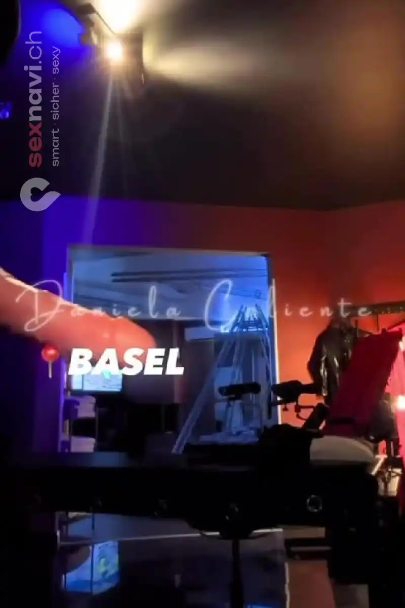 Daniela Caliente 🔺 Modern SM Wohnung 🔻 Analfisting aktiv Basel, Basel, Aargau, Schweiz, Solothurn
