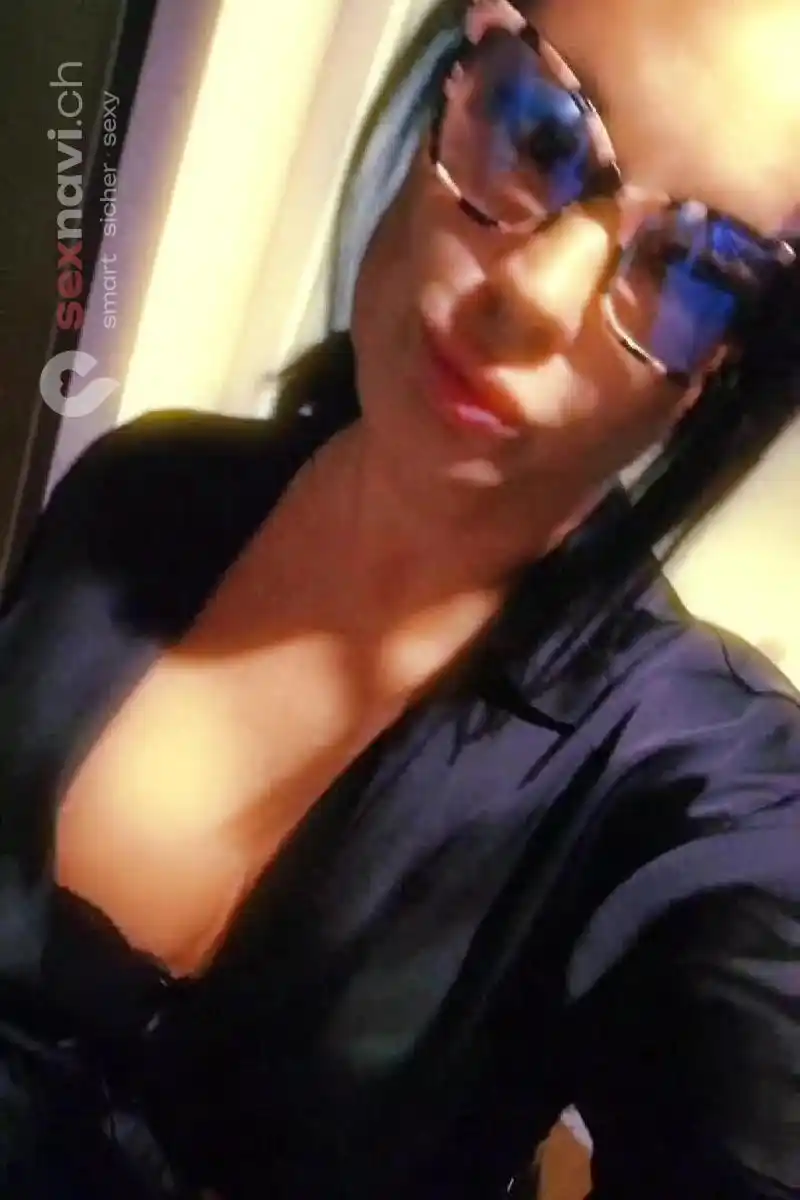 Nikolett Privat und Diskret in Chur Handjob Graubünden, Schweiz, Bern