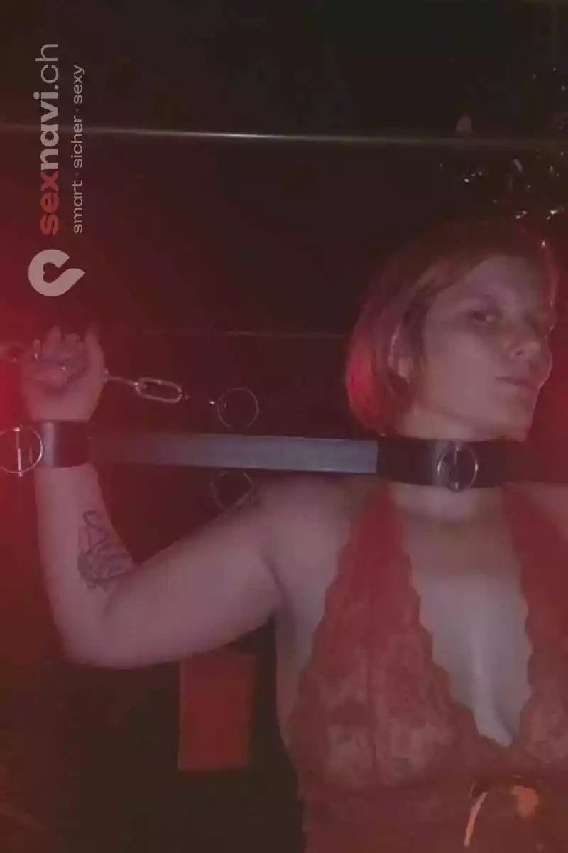 Ella Bizarr The Red Devil Prostatabehandlung St.Gallen, Zürich Umgebung, Schweiz, St. Gallen